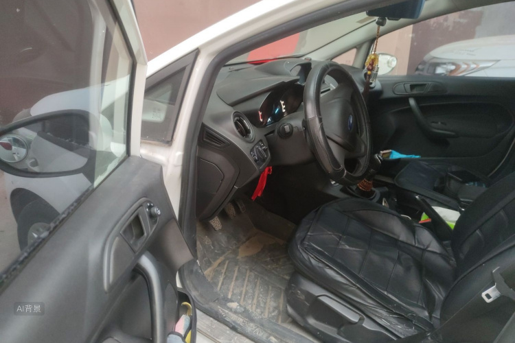 Ford Fiesta 2015 car image #18