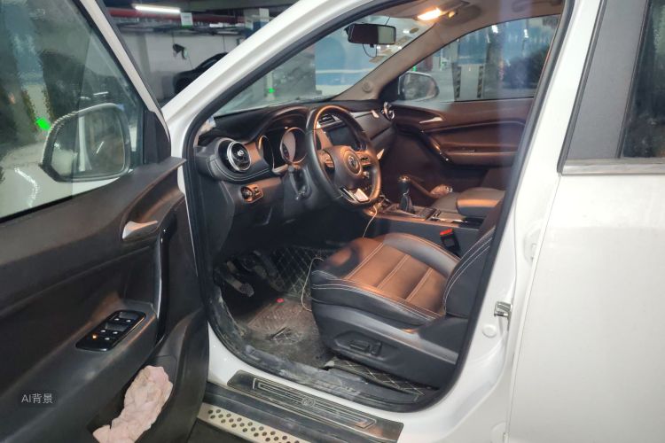 MG GS 2017 car image #18