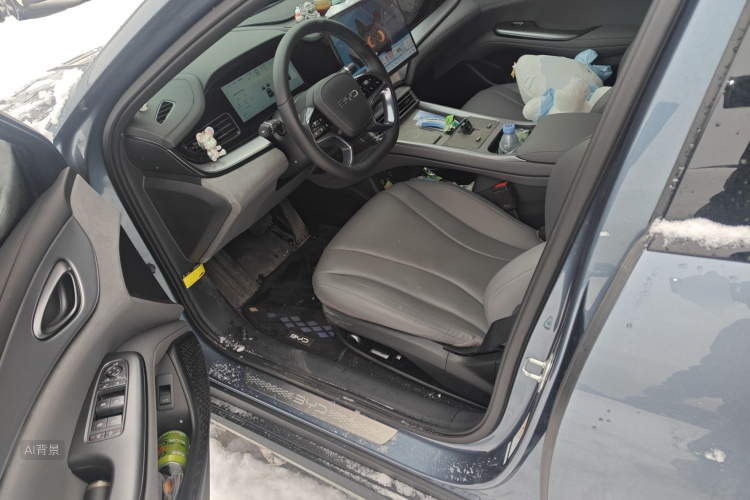 BYD Seal 07 DM-i 2025 car image #18