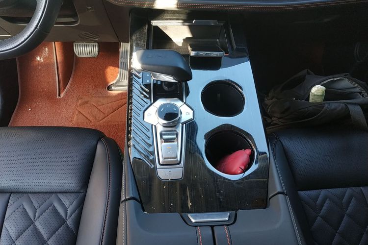 Changan UNI-K iDD 2022 #18 Changan UNI-K iDD 2022 car image #18