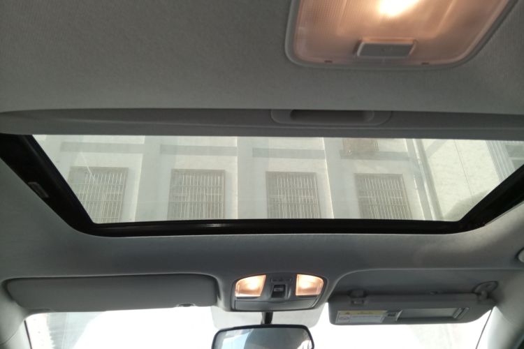 Hyundai Kona EV 2021 car image #18