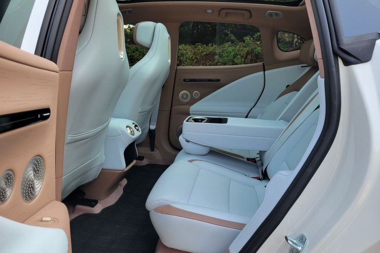Avatr 07 2025 car image #18