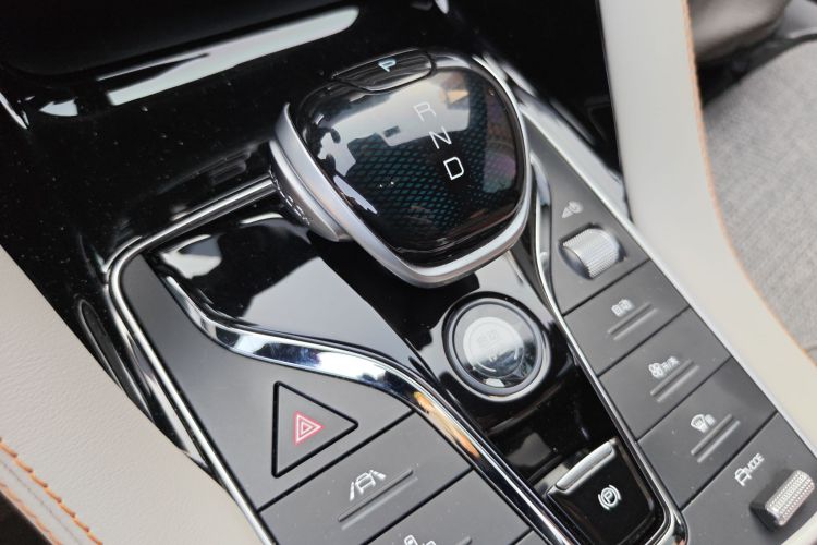 BYD Song Plus New Energy 2023 car image #18