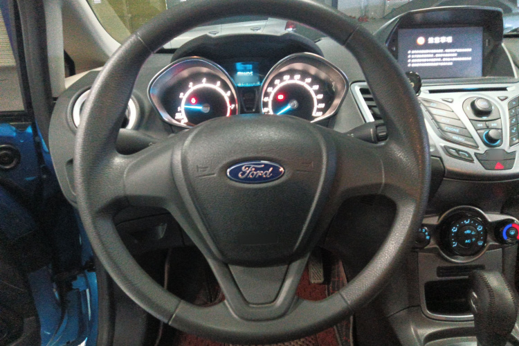 Ford Fiesta 2015 #18 Ford Fiesta 2015 car image #18