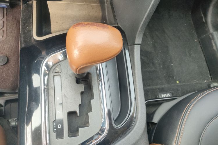 Soueast DX7 2016 #18 Soueast DX7 2016 car image #18