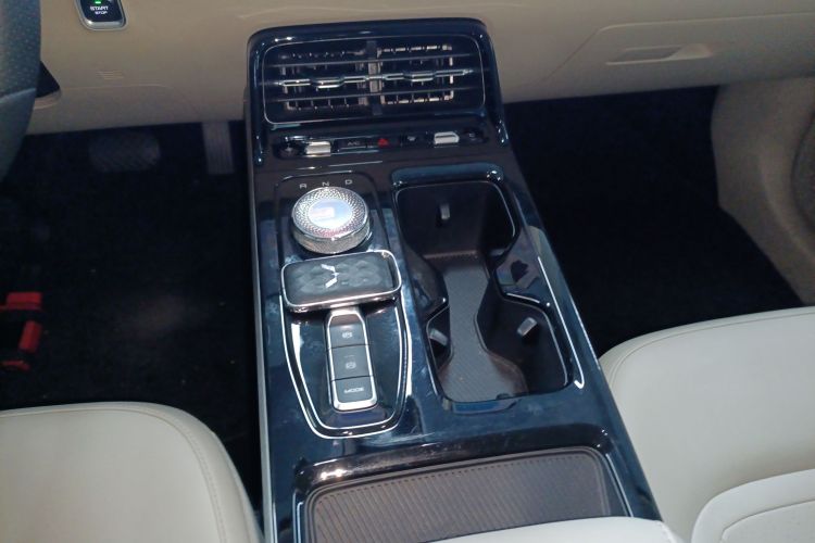 五菱汽车 五菱星光 2024 #18 五菱汽车 五菱星光 2024 汽车图片 #18