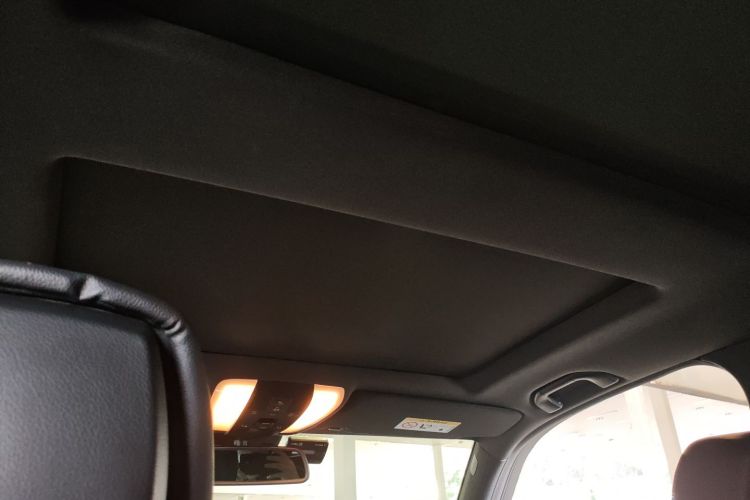 Mercedes-Benz GLK Class 2015 car image #18