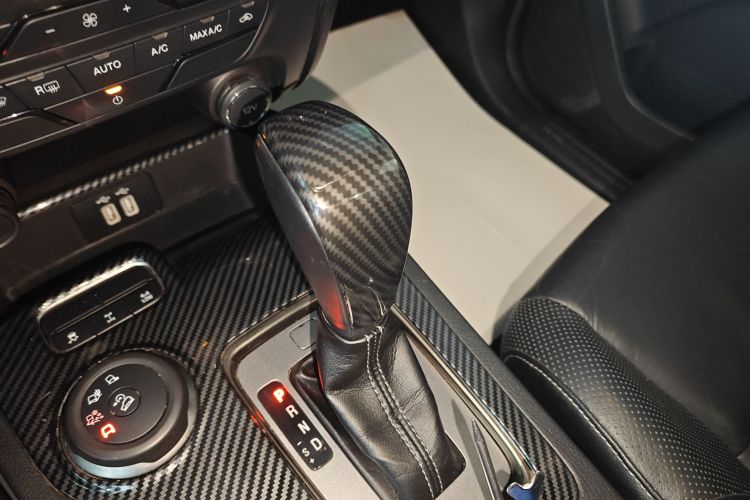 Ford Everest 2018 immagine di auto #18