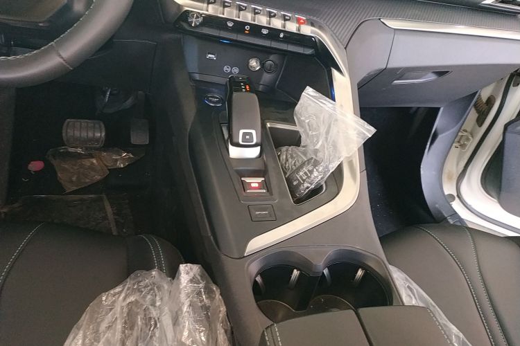 标致 标致5008 2025 汽车图片 #18