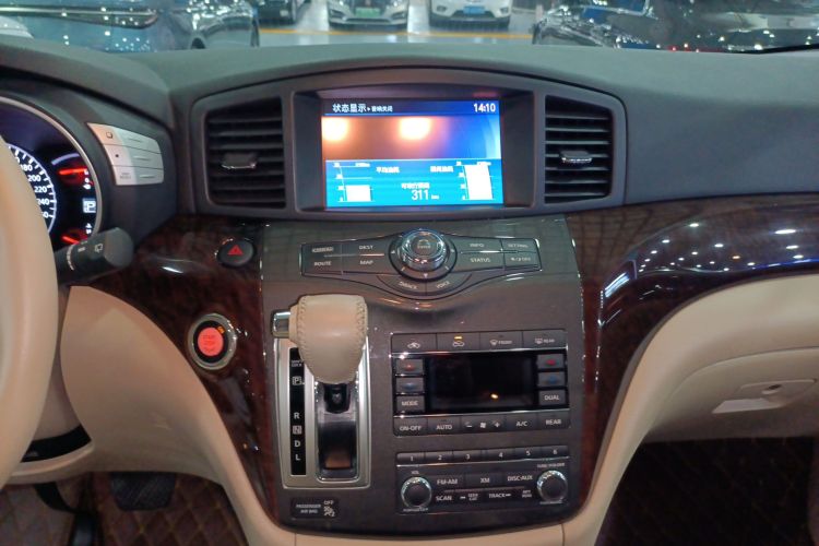 Nissan Quest 2016 imagen de coche #18