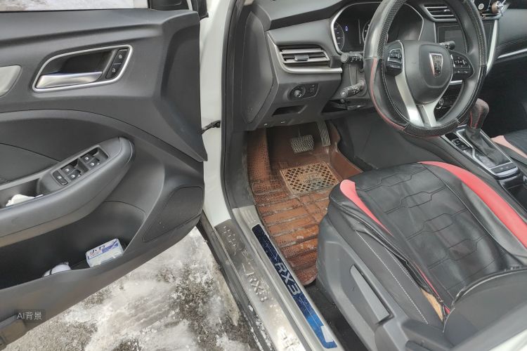 Roewe RX3 2020 изображение автомобиля #18