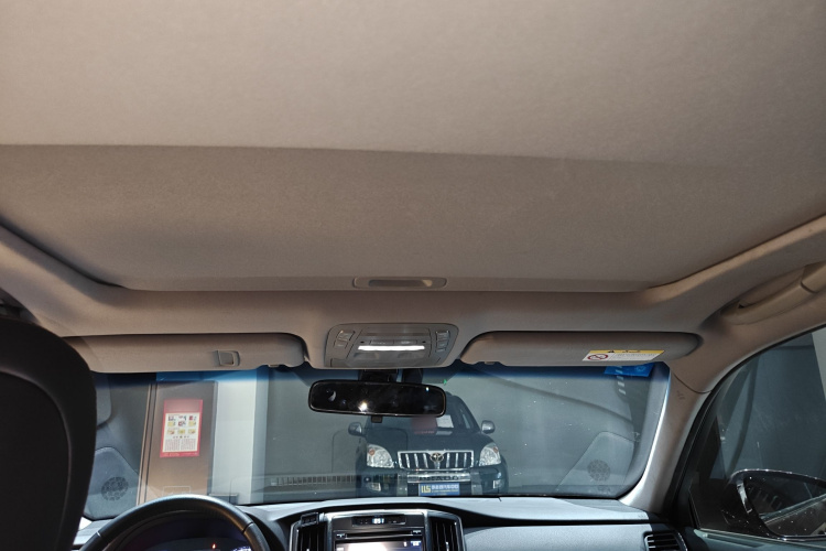 丰田 皇冠 2018 汽车图片 #18