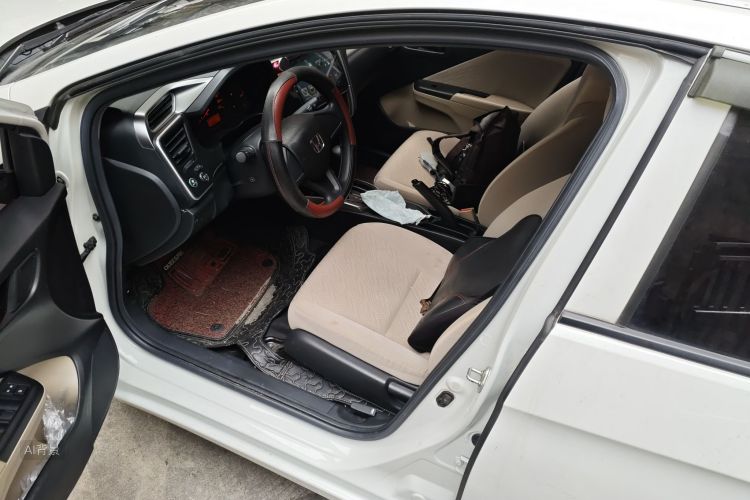 Honda Greiz 2018 car image #18