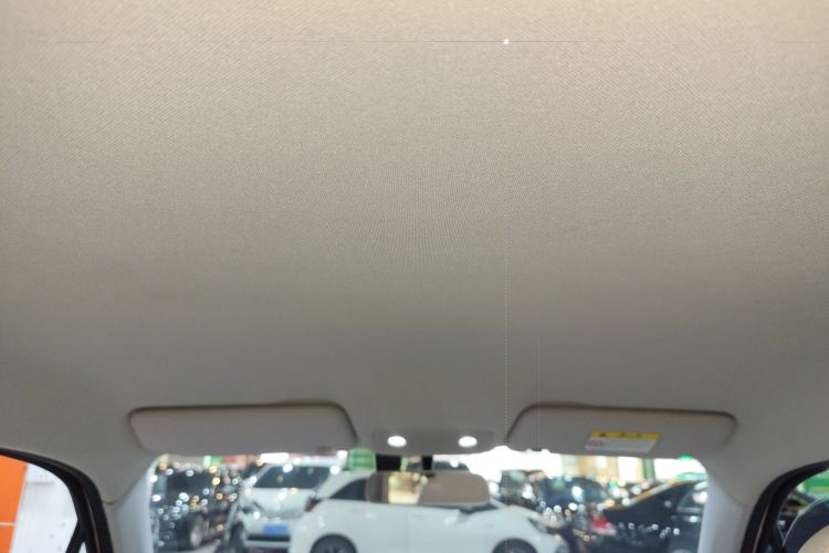 零跑汽车 零跑T03 2023 汽车图片 #18