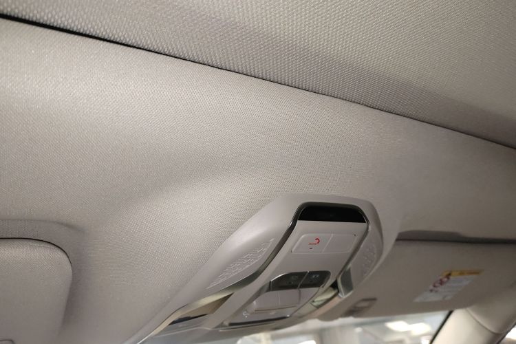 GEELY Coolray 2019 صورة سيارة #18