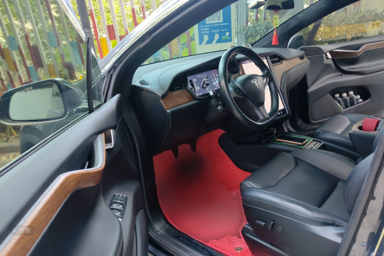 特斯拉 Model X 2019 汽车图片 #18