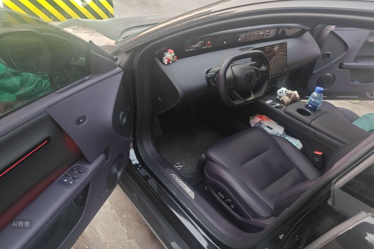 阿维塔 阿维塔06 2025 汽车图片 #18