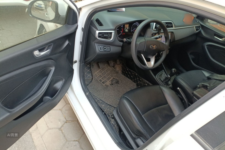 Hyundai Reina 2019 car image #18