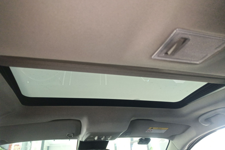 Chevrolet Tracker 2016 #18 Chevrolet Tracker 2016 immagine di auto #18