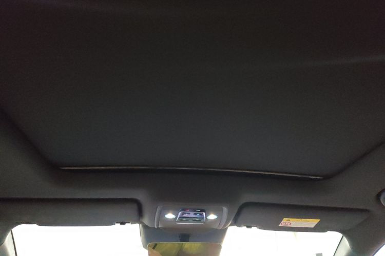 BYD SongL DM-i 2025 car image #18