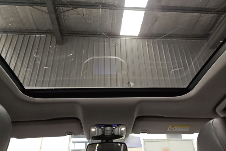 GAC Trumpchi GS7 2017 #18 GAC Trumpchi GS7 2017 car image #18