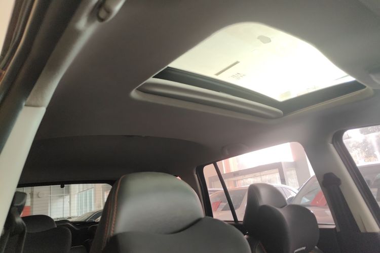 SWM斯威汽车 SWM斯威X3 2019 #18 SWM斯威汽车 SWM斯威X3 2019 汽车图片 #18