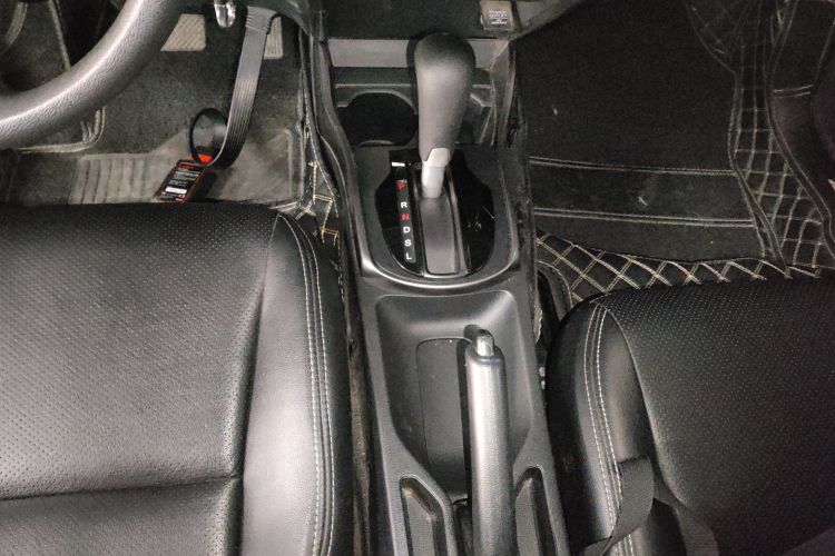 Honda Gienia 2017 car image #18