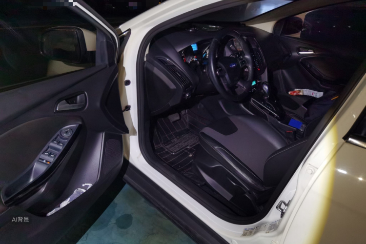 Ford Focus 2014 car image #18