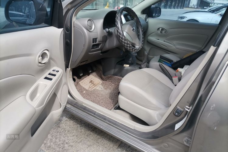 Nissan Sunny 2016 car image #18