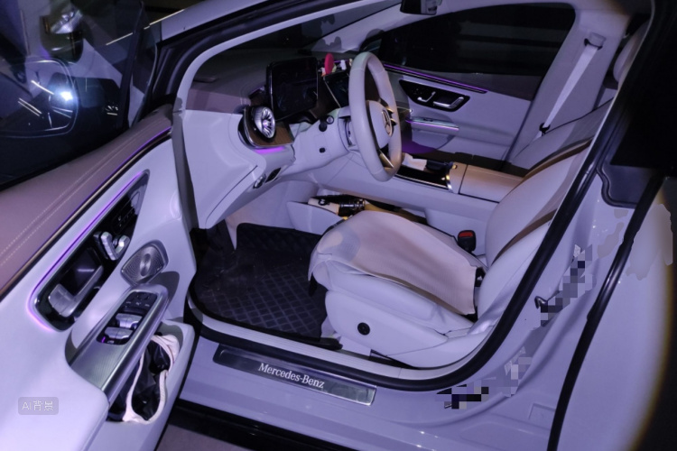 Mercedes-Benz EQE Class 2023 #18 Mercedes-Benz EQE Class 2023 car image #18