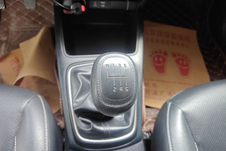 起亚 起亚K2 2017 汽车图片 #18