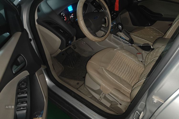 Ford Focus 2014 car image #18