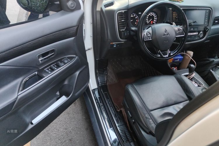 劳斯莱斯 欧蓝德 2017 汽车图片 #18