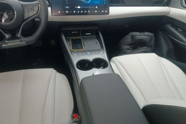 BYD Seal 06 New Energy 2025 car image #18