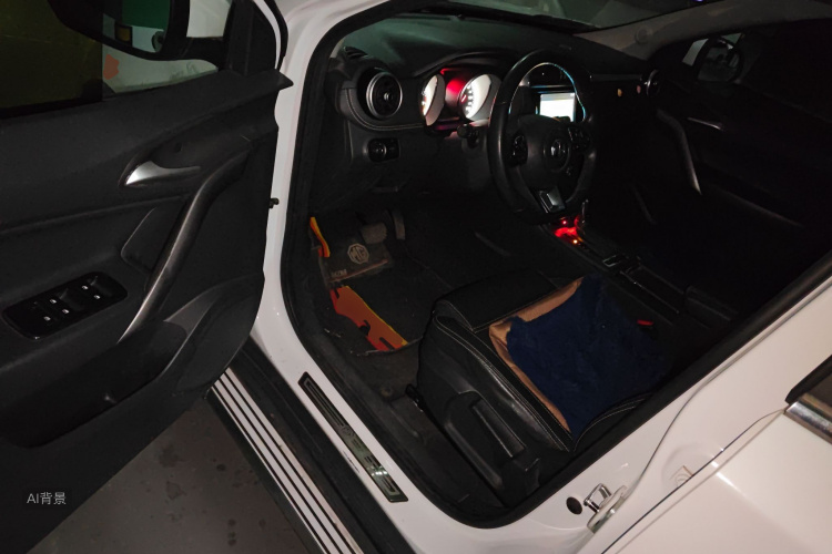 MG GS 2017 car image #18