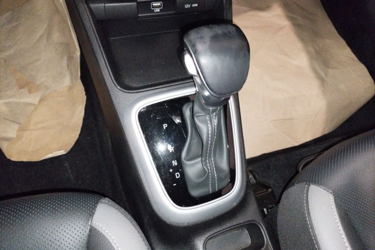 Kia KX1 2020 immagine di auto #18