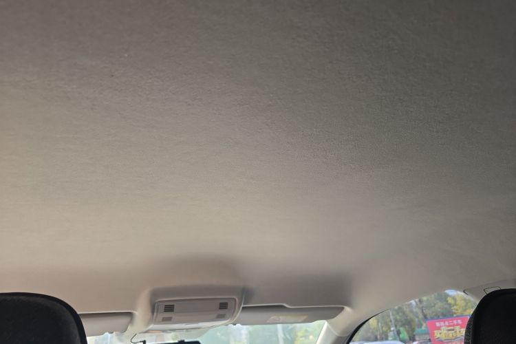 Volkswagen T-Cross 2020 car image #18