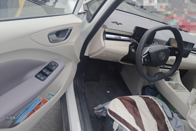 MG 4 EV 2025 car image #18