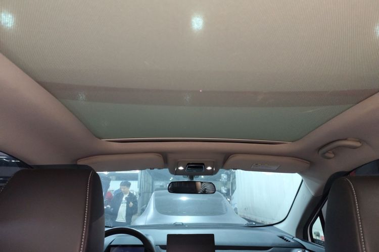 BYD Yuan New Energy 2021 car image #18