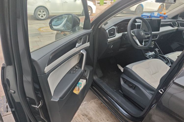 Volkswagen Tayron 2025 car image #18