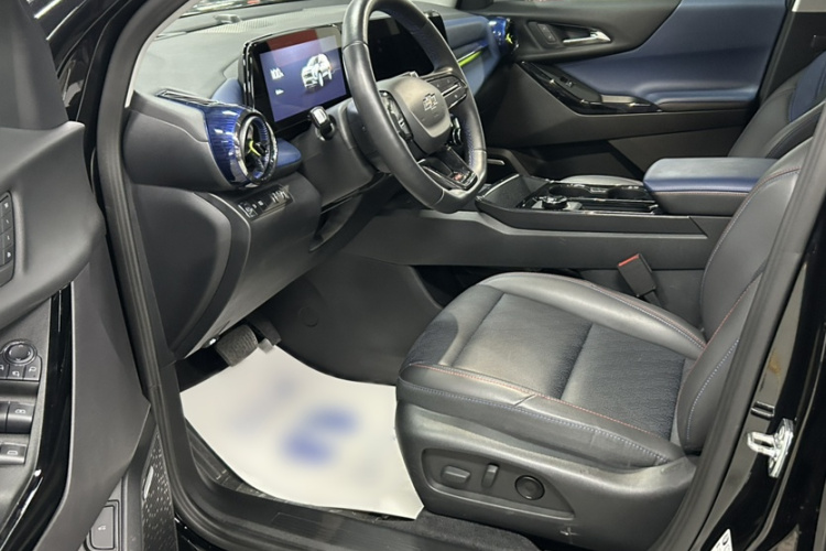 Chevrolet Equinox Plus 2025 #18 Chevrolet Equinox Plus 2025 صورة سيارة #18