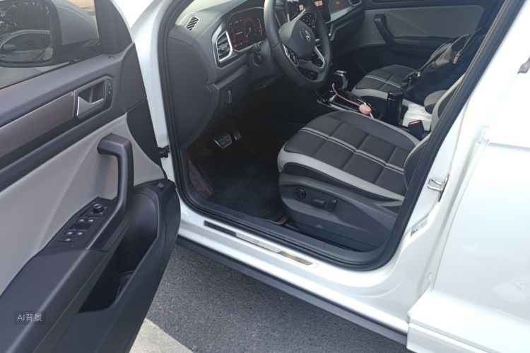T-Roc 2024 #18 T-Roc 2024 car image #18