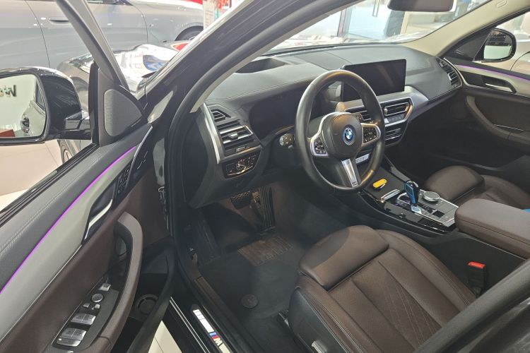 BMW iX3 2022 #18 BMW iX3 2022 صورة سيارة #18