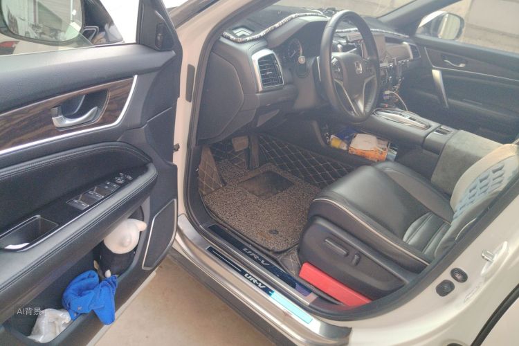 Honda UR-V 2019 car image #18