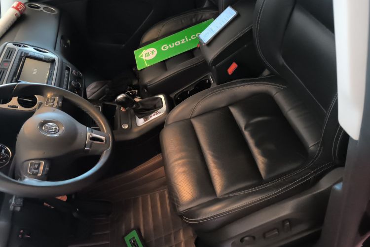 Volkswagen Tiguan 2016 car image #18
