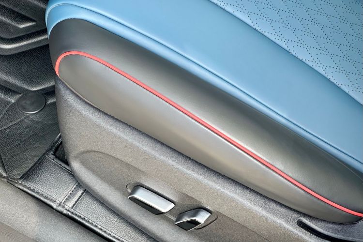 BYD Dolphin 2022 car image #18