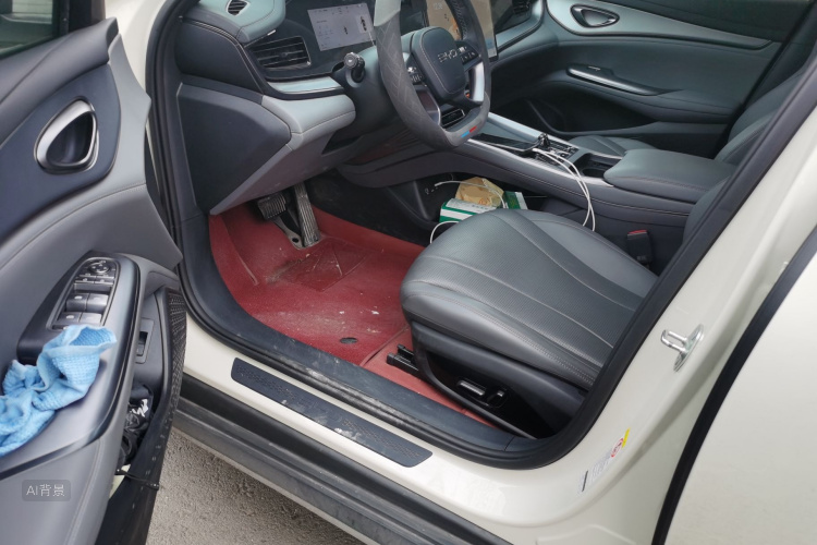BYD Seal 07 DM-i 2025 car image #18
