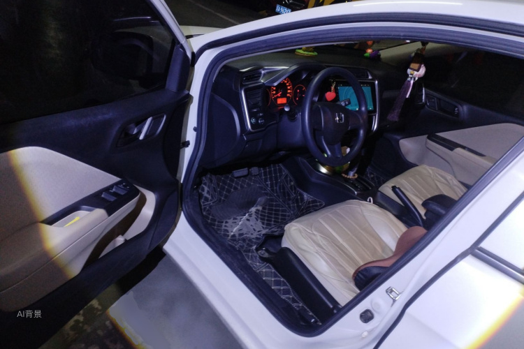 Honda Greiz 2017 car image #18