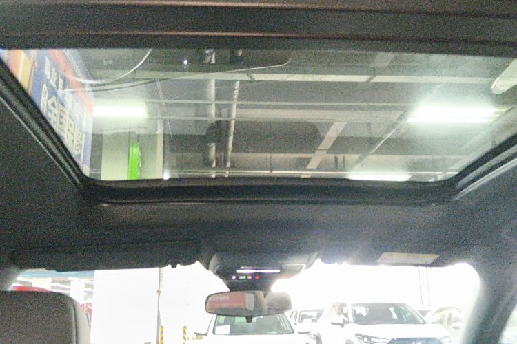 Chevrolet Equinox Plus 2025 #18 Chevrolet Equinox Plus 2025 صورة سيارة #18