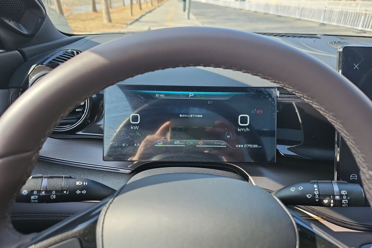 BYD Frigate 07 2023 #18 BYD Frigate 07 2023 car image #18